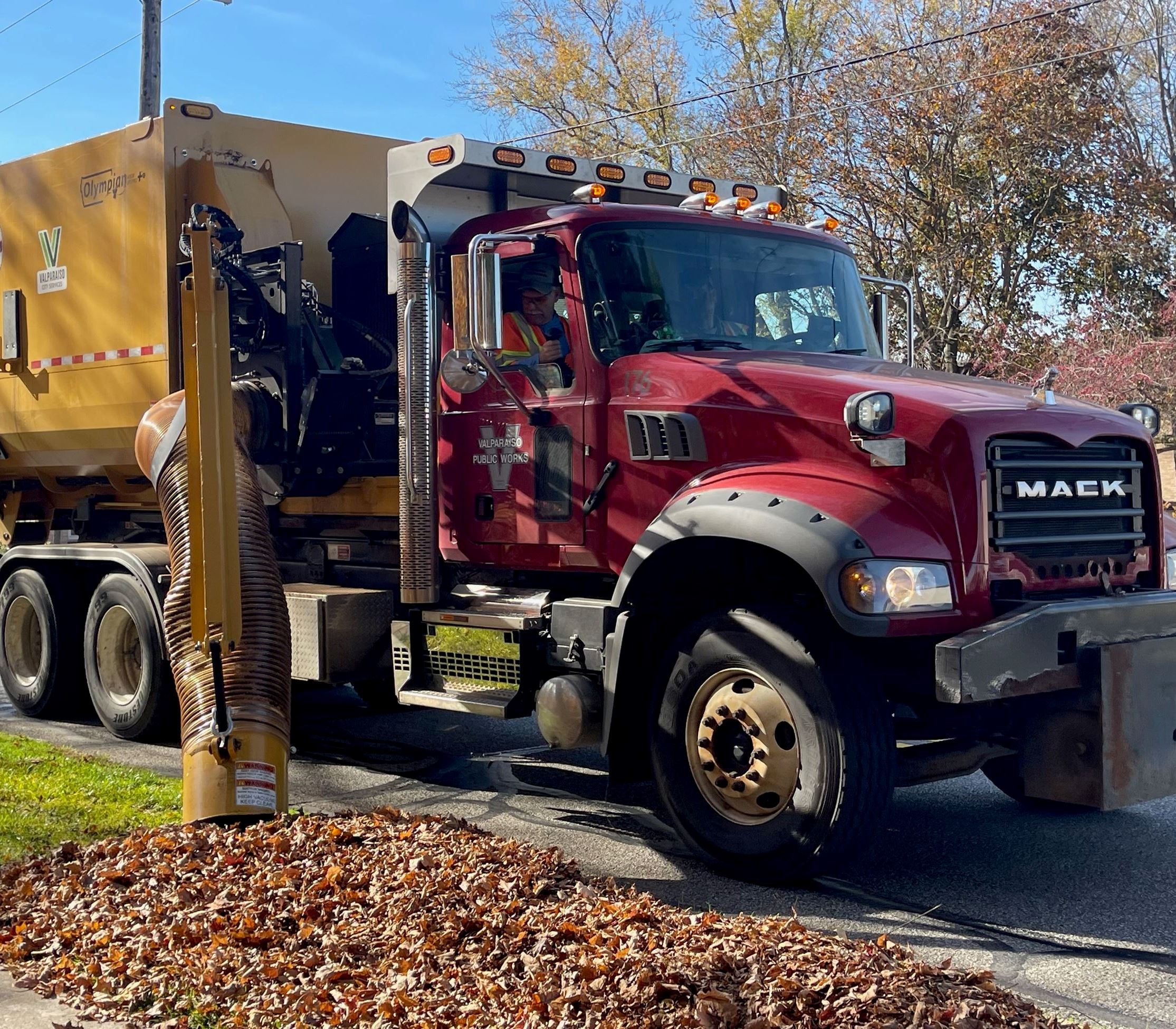 New Leaf collector vaccum truck